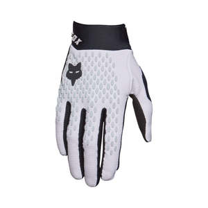 W Defend Glove