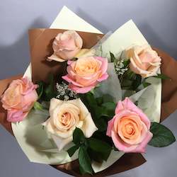 Flowers: 6 assorted roses