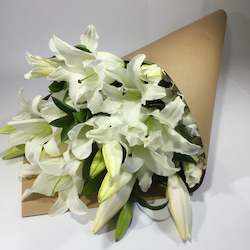 Flowers: Large Lily Bouquet