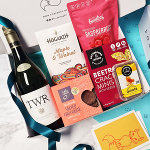 Products: Marlborough Sauv and Nibbles