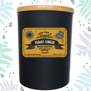 Caramel Yummy Candle - black tumbler jar