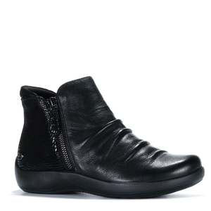 Womens Boots: Revere Salzburg Wide