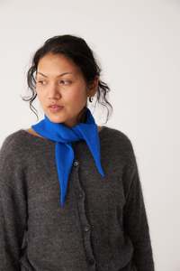 Daisy Scarf - Azure