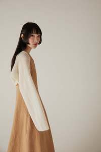 Sibling Whisper: Whisper Shrug - Ivory