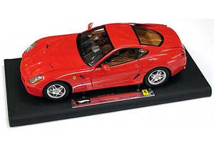 Super Elite: 1:18 Super Elite 599 GTB