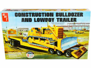 Truck Plastic Models: AMT 1:25 Lowboy Trailer w/ Bulldozer