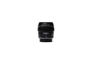 Products: Canon EF 85mm f/1.8 USM Lens Fratelli Media