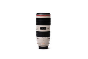 Products: Canon EF 70-200mm f 2.8L IS II USM Lens Fratelli Media