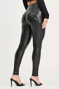 Faux Leather Pants In High Waist: WRUP Panther Faux Leather - High Waisted - Full Length - Black