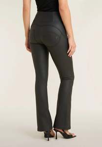 WRUP Faux Leather - High Waisted - Mini Flare - Black