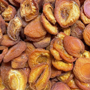 Whole Dried Apricots (Freeway Orchard)