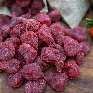 Dried Fruit: Dried Strawberries