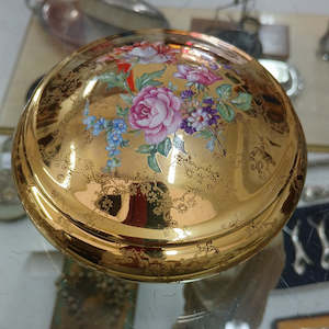 Gold Limoges Porcelain Bonbonniere