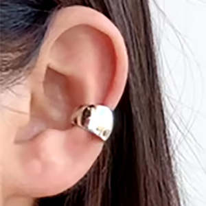 Earrings: Silver Plain Earring Cuff "Lucilla"