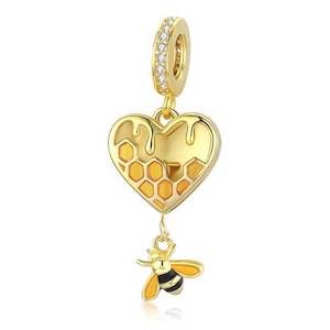 18K Gold Heart and Honey Bee Charm