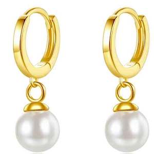 Pearls: 14K Gold Huggie Pearl Earrings "Dalton" (white)