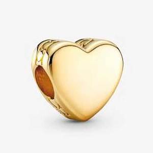 18K Gold Plain Heart Charm