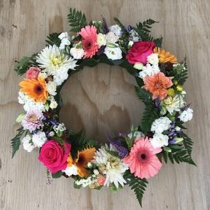 Products: Floral Wreath - Fresh Flowers Kaitaia