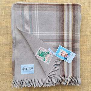 Clan Collection: CAR RUG Onehunga Woollen Mills with Tiki label NZ Wool Blanket