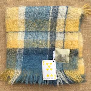 Clan Collection: Mohair cutie MOHAIR THROW