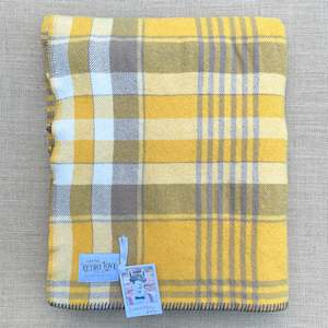 The Poppa Collection: Cosy Mustard SINGLE/THROW New Zealand Pure Wool Blanket
