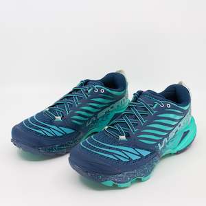 La Sportiva Women: La Sportiva Akasha (B standard) Womens