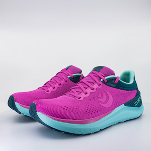Topo Athletic Womens Running: Topo Ultrafly 4 (B Standard) Womens