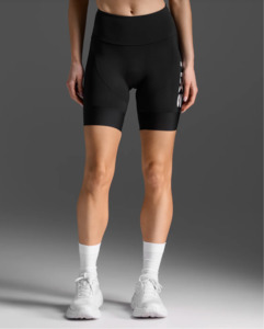2xu 1: 2XU Aero Tri 7 Inch Shorts (Womens) Black/White