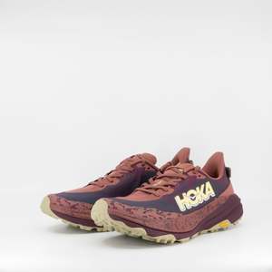 Hoka One One: Hoka Speedgoat 6 (B Standard) Womens Rouge/Black Cherry