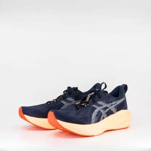 D Standard: Asics Novablast 5 (D Standard) Mens Midnight/ Orange Glow