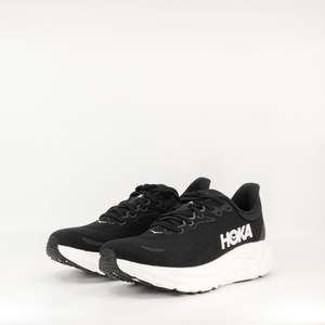 B Standard: Hoka Arahi 8 (B Standard) Womens Black/White