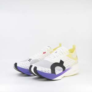 Road Racing: On Cloudboom Strike (D Standard) Mens Juniper/Limelight