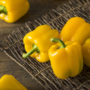 Covered Crops Vegetables: Capsicums Yellow Large  x2