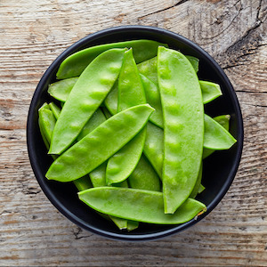 Covered Crops Vegetables: Peas Snowpea 150gm Tray Aus*