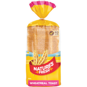 Groceries: Nature's Fresh Wheatmeal Toast Bread 700g