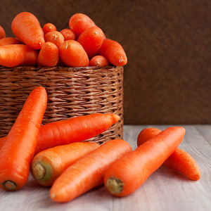 Root Crops: Carrots New Season 1.5kg Bag NZ