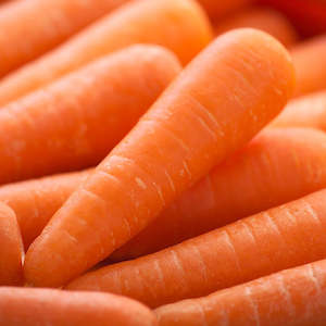 Root Crops: Carrots Large