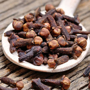 Herbs And Spices: Cloves Whole 50g