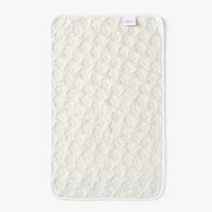 Bed Mats: Fudgey Protects - Double sided Absorbent Bed Mat - Spot