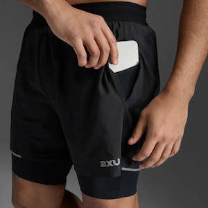 New: 2xu Aero 2-in-1 Shorts (5 Inch - Mens)