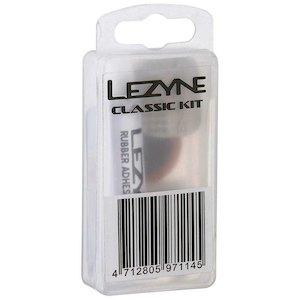 Cycling Triathlon: Lezyne Classic Puncture Kit
