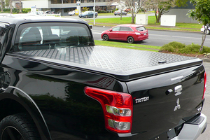 Mitsubishi Triton Defender Hard Lid Fully Equipped