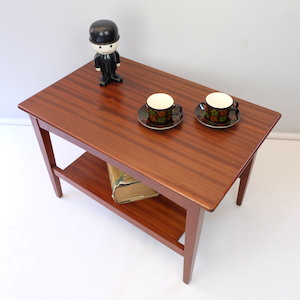 Mahogany 3/4 Coffee Table