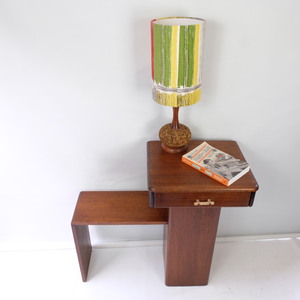 Products: Telephone Table – Solid Oak