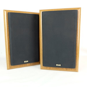KLH Bookshelf Speakers – AV33
