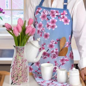 Modgy Vases: Modgy Apron - Cherry Blossom