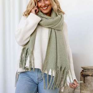Winter Warmers: Cosy Knit Scarf - Pistachio