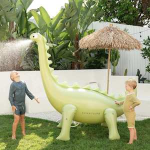 SunnyLife Dino Giant Sprinkler Into the Wild Khaki