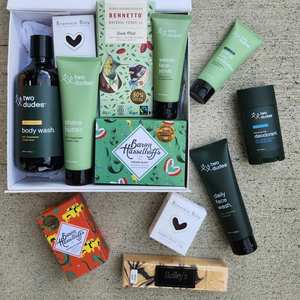 Deluxe Two Dudes Pamper Gift Box