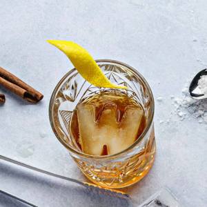 Retirement: Ice Cube Tray - W for Whisky Drinkers